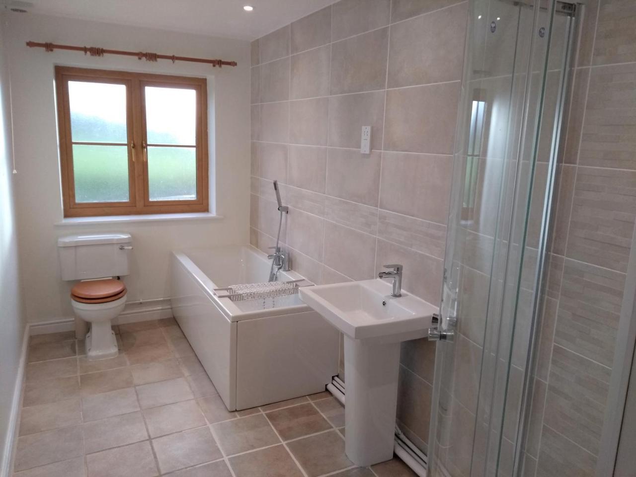 Llinos Cottage Beaumaris Exterior photo